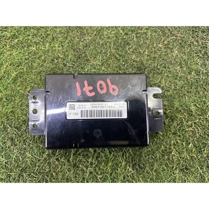 Блок управления климат-контролем (электрика / блоки управления) Jeep Grand Cherokee WK2 2014 3.0 Diesel 68110610AK