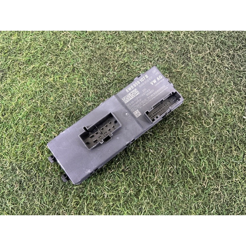 Блок управления крышки багажника (электрика / блоки управления) AUDI Q7 4M 2017 3.0 TFSi 8W8959107B