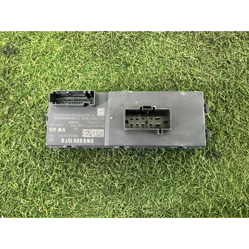 Блок управления крышки багажника (электрика / блоки управления) AUDI Q7 4M 2017 3.0 TFSi 8W8959107B