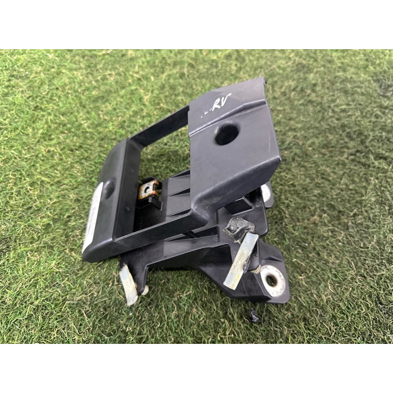 Кронштейн датчика слепых зон (кузов и элементы) LAND ROVER Range Rover L405 2016 5.0 LR071747