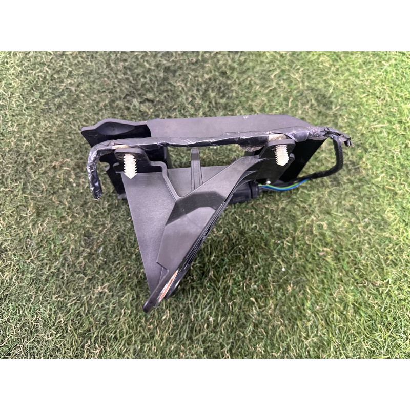 Кронштейн датчика слепых зон (кузов и элементы) LAND ROVER Range Rover L405 2016 5.0 LR071744