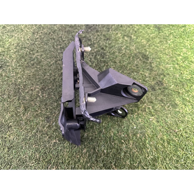 Кронштейн датчика слепых зон (кузов и элементы) LAND ROVER Range Rover L405 2016 5.0 LR071744