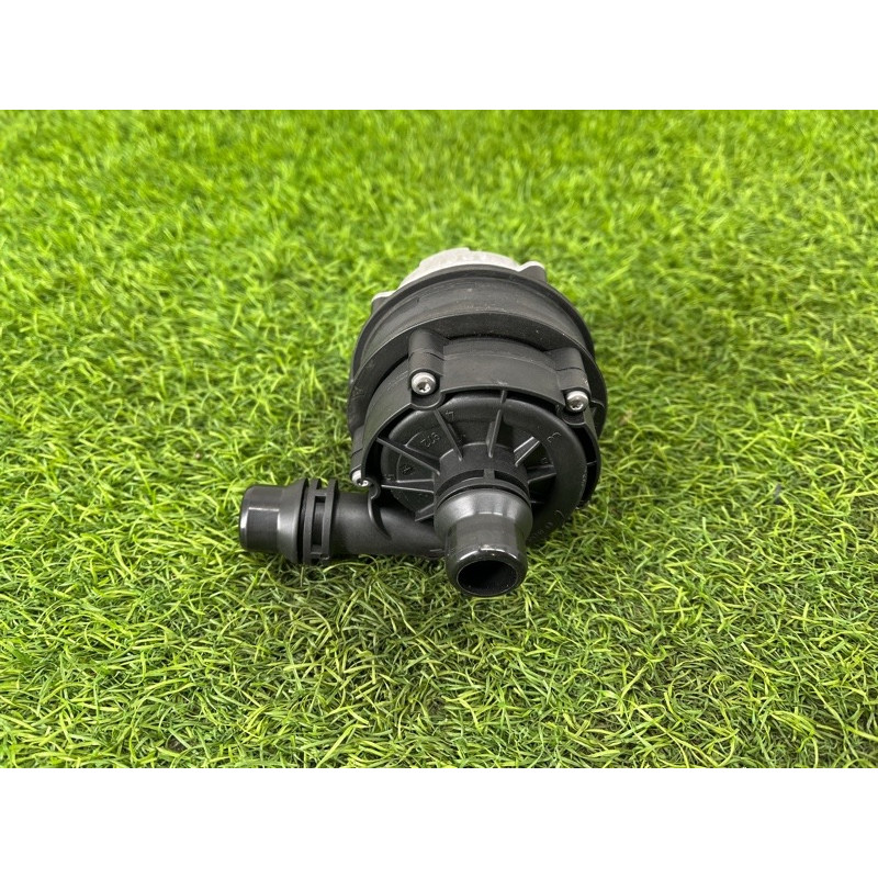 Помпа электрическая (электрика) Mercedes-Benz EQB 350 X243 2022 A0005002686