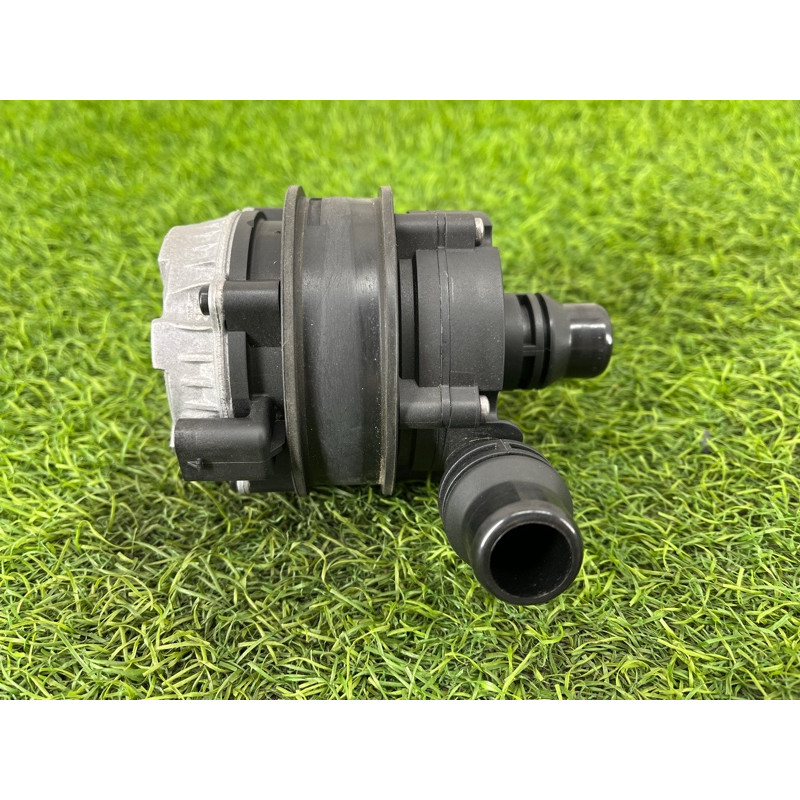 Помпа электрическая (электрика) Mercedes-Benz EQB 350 X243 2022 A0005002686