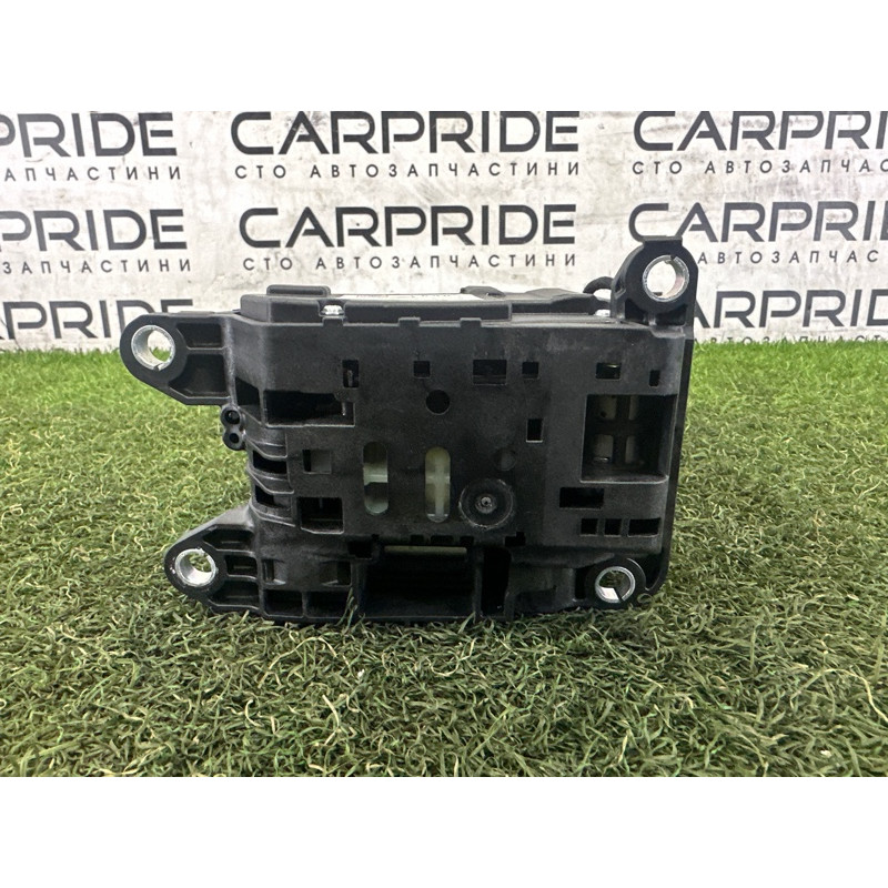 Селектор АКПП (трансмиссия) AUDI A4 B8 2012 2.0 CAEB 4M1713041D