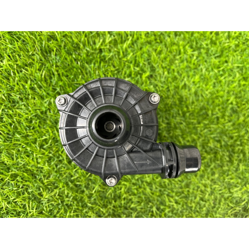 Помпа электрическая (электрика) Mercedes-Benz EQB 350 X243 2022 A0005003901