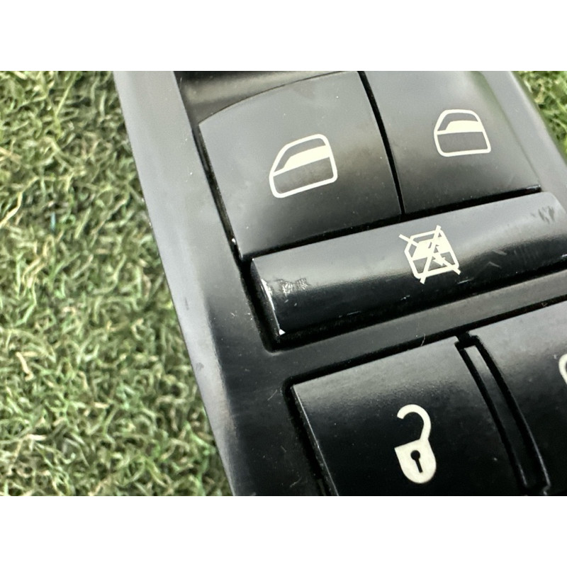 Блок кнопок стеклоподъемников (электрика / кнопки) Jeep Grand Cherokee WK2 2014 3.0 Diesel 68184802AA