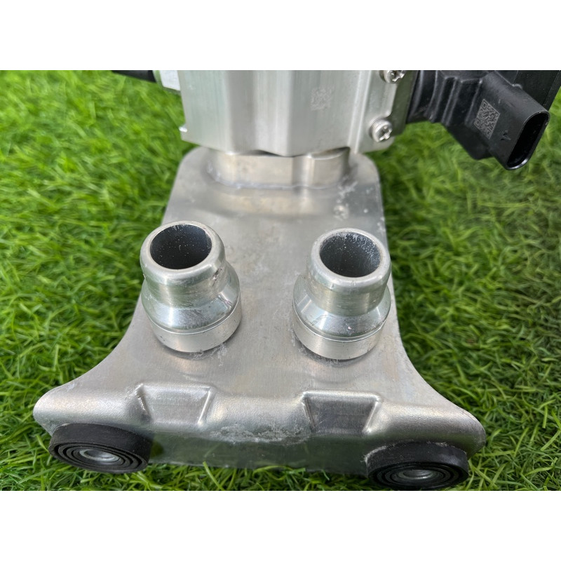 Осушитель кондиционера (отопление и кондиционирование) Mercedes-Benz EQB 350 X243 2022 A2438308500