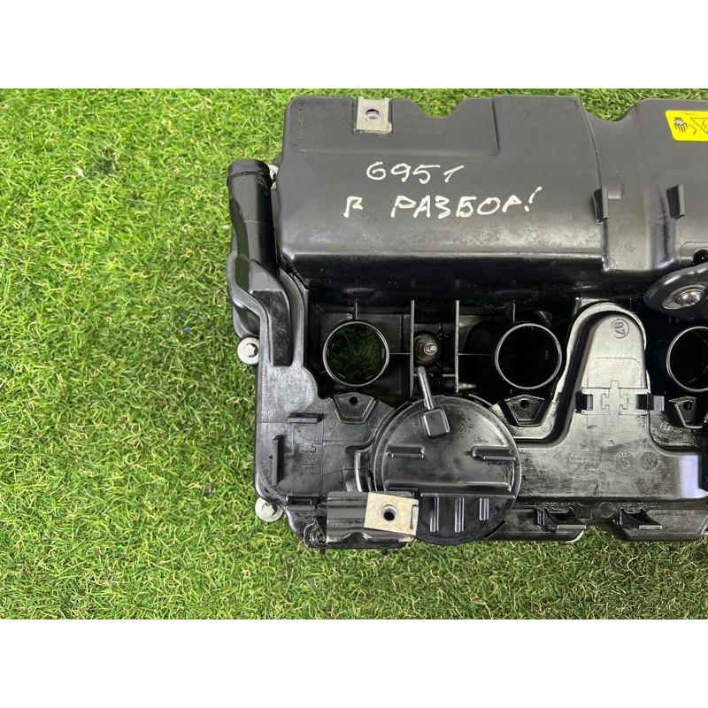 Кришка клапанів (двигун та елементи) BMW 5-series F10 2011 3.0 11127552281