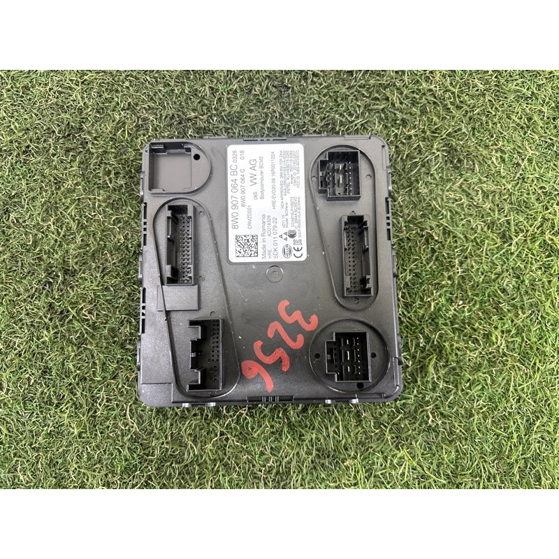 Модуль BCM (электрика / блоки управления) AUDI A4 B9 2017 2.0 TFSI 8W0907064BC