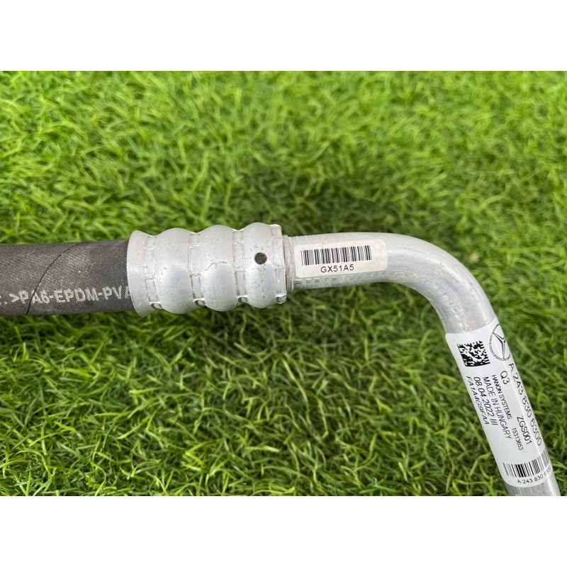 Трубка кондиционера (отопление и кондиционирование) Mercedes-Benz EQB 350 X243 2022 A2438306300