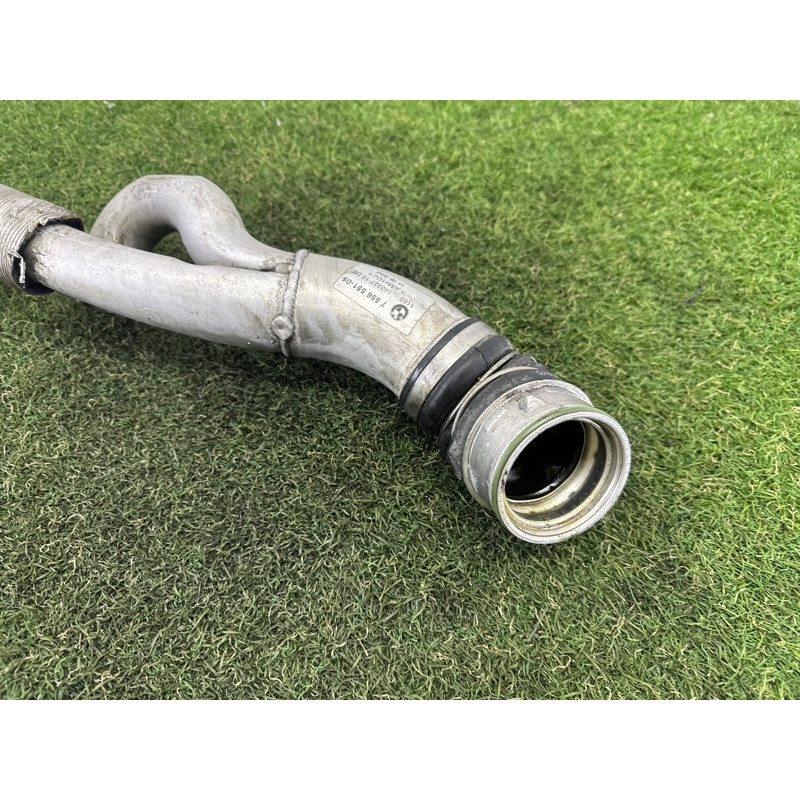 Патрубок интеркулера (двигатель и элементы) BMW 3-series E90 2010 3.0 N54 11657556551