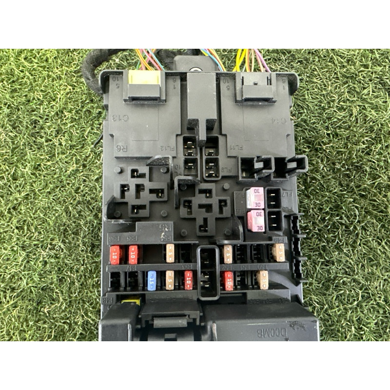 Блок предохранителей (электрика) LAND ROVER Range Rover L405 2016 5.0 LR085480