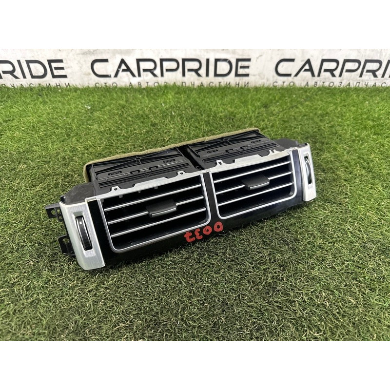 Центральный дефлектор салона (салон) LAND ROVER Range Rover L405 2016 5.0 LR070448