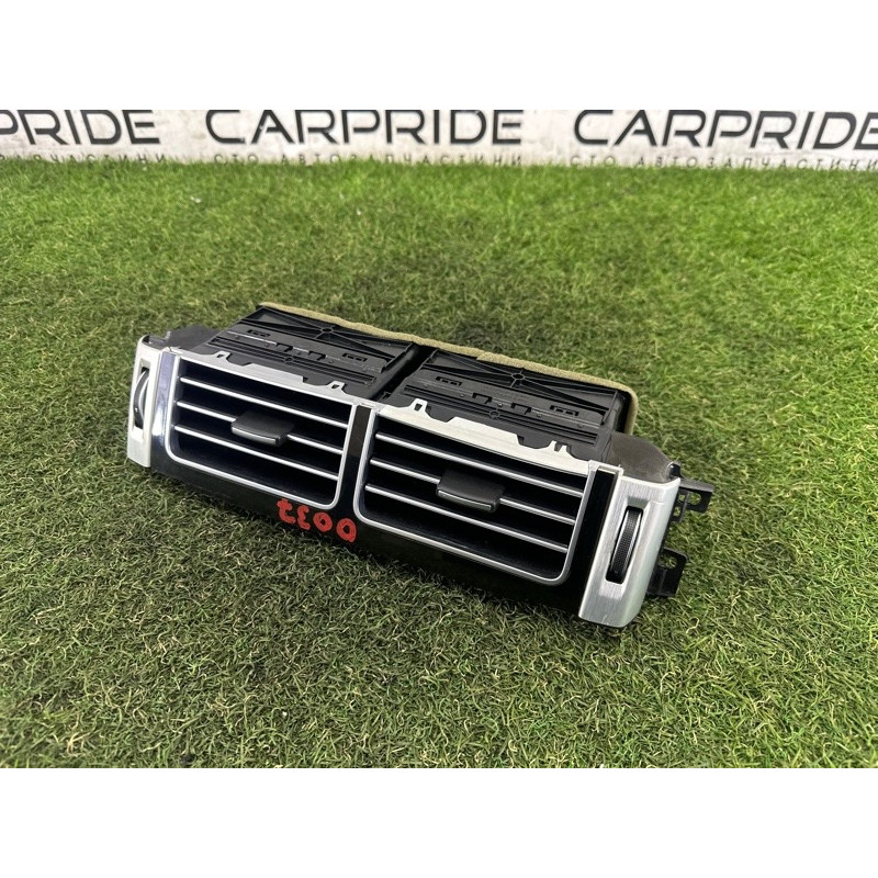 Центральный дефлектор салона (салон) LAND ROVER Range Rover L405 2016 5.0 LR070448
