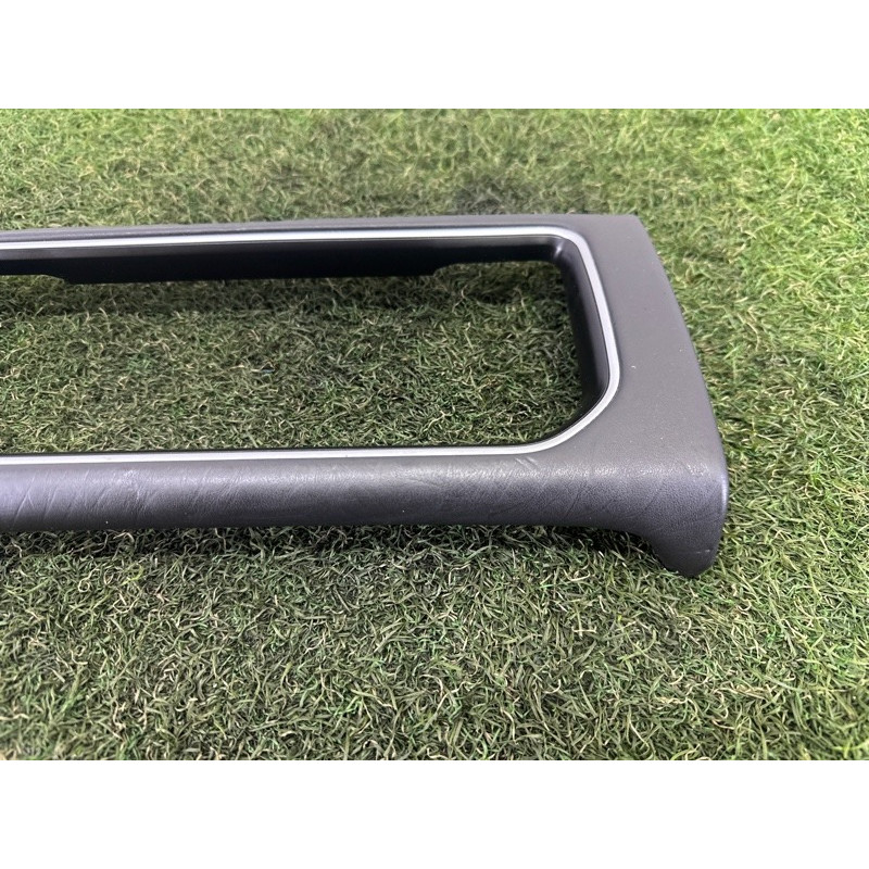 Декоративная накладка торпедо (салон) LAND ROVER Range Rover L405 2016 5.0 LR035394