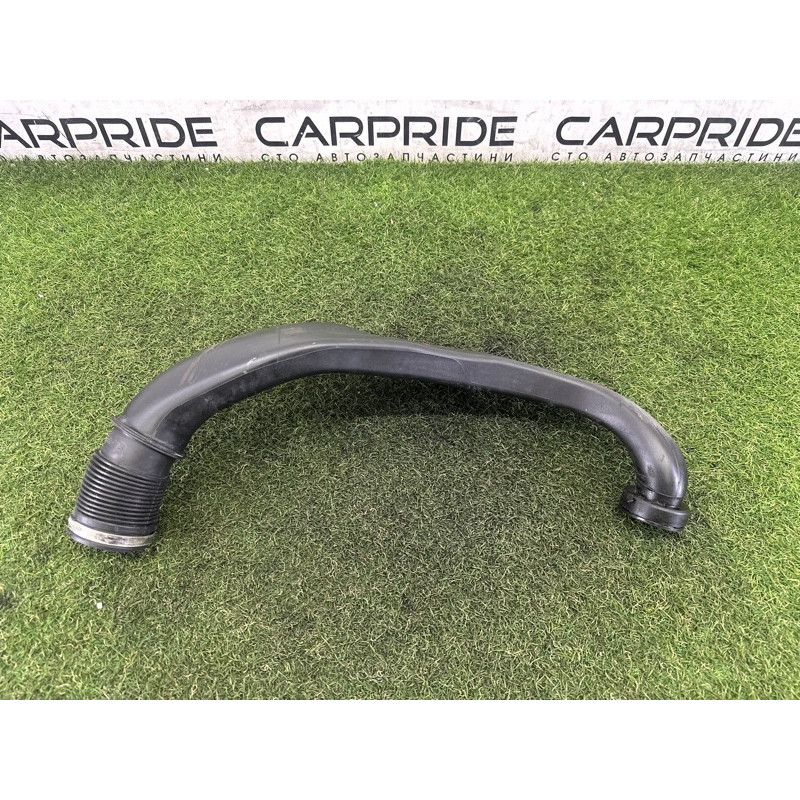 Патрубок воздушного фильтра (впускная система) BMW 3-series E90 2010 3.0 N54 13717556550