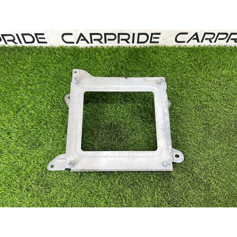 Кронштейн инвертора (электрика) Mercedes-Benz EQB 350 X243 2022 A2435452000