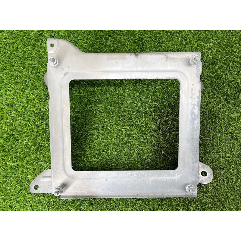 Кронштейн инвертора (электрика) Mercedes-Benz EQB 350 X243 2022 A2435452000