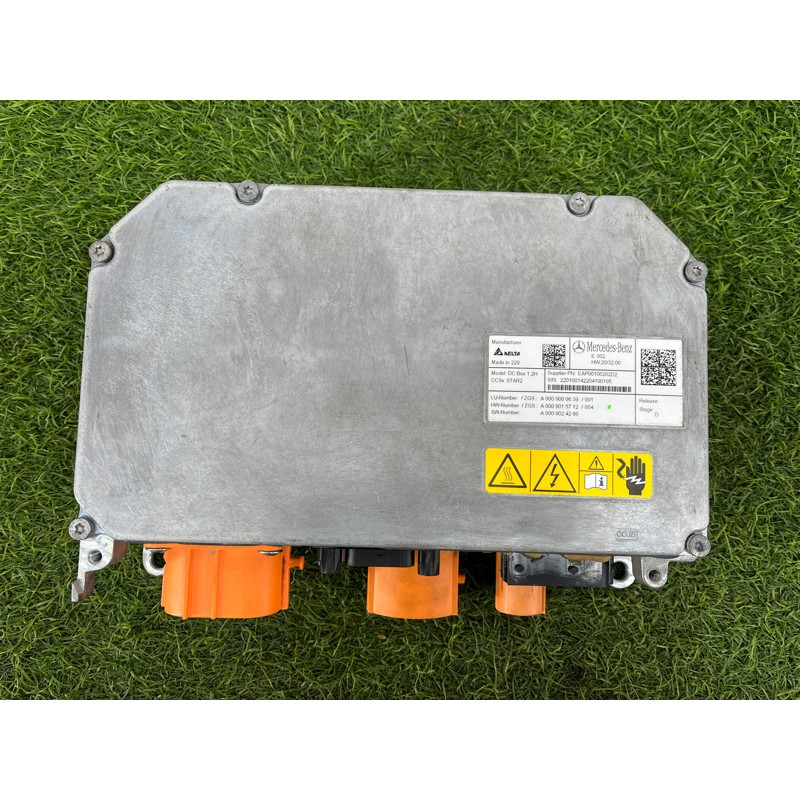 Преобразователь напряжения (электрика) Mercedes-Benz EQB 350 X243 2022 A0009006046