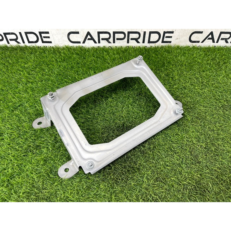 Кронштейн инвертора (электрика) Mercedes-Benz EQB 350 X243 2022 A2435452100