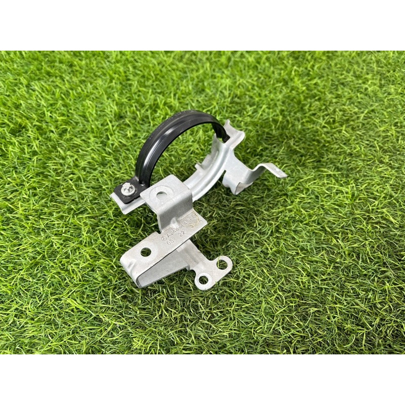 Кронштейн дополнительного насоса ОЖ (кронштейны двигателя) Mercedes-Benz EQB 350 X243 2022 A2435040600