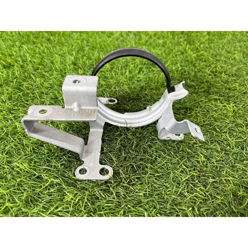 Кронштейн дополнительного насоса ОЖ (кронштейны двигателя) Mercedes-Benz EQB 350 X243 2022 A2435040600