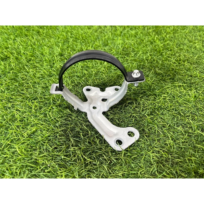 Кронштейн дополнительного насоса ОЖ (кронштейны двигателя) Mercedes-Benz EQB 350 X243 2022 A2438302600