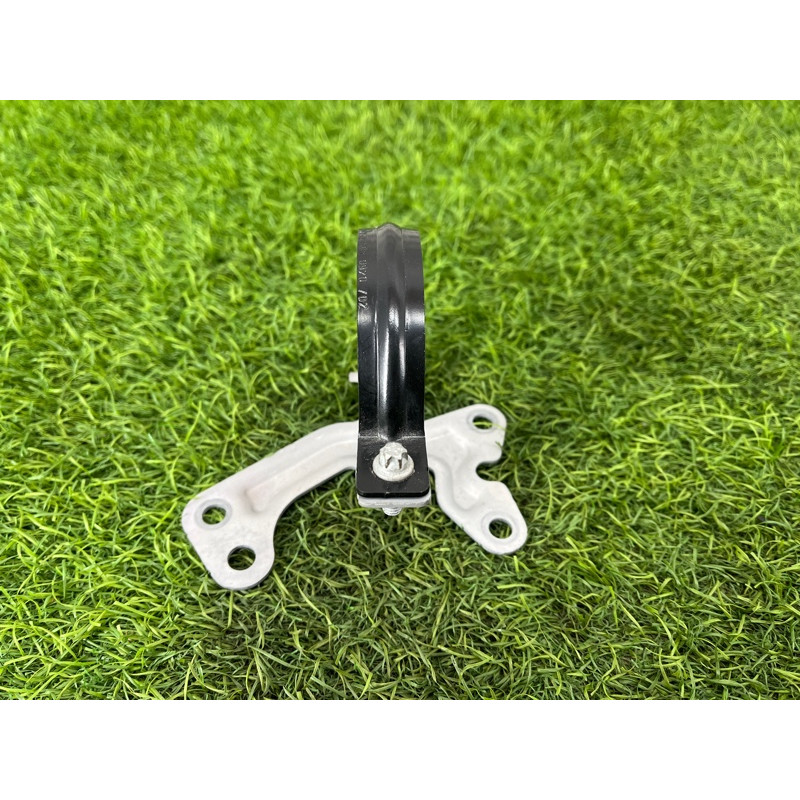 Кронштейн дополнительного насоса ОЖ (кронштейны двигателя) Mercedes-Benz EQB 350 X243 2022 A2438302600