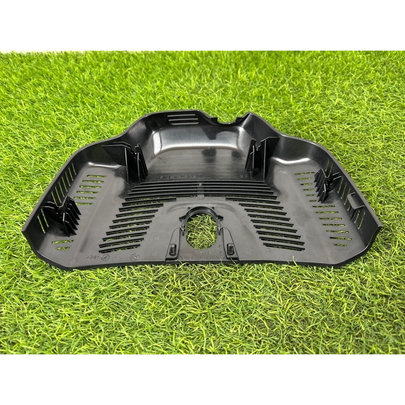 Накладка зеркала в салоне (салон) Mercedes-Benz EQB 350 X243 2022 A24782128009051