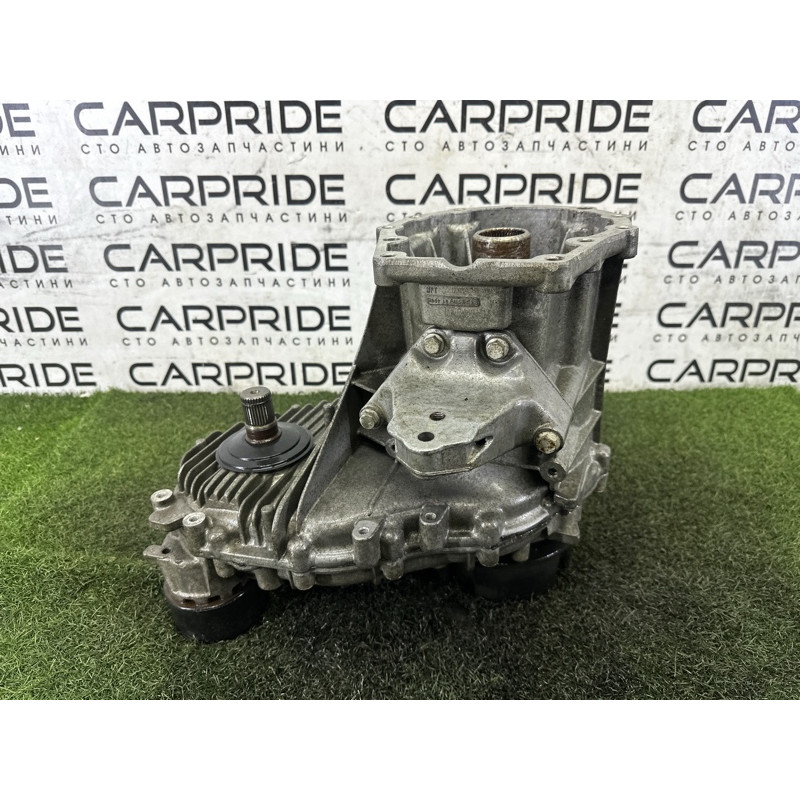 Раздаточная коробка (трансмиссия) Volkswagen Touareg NF 2012 3.0 Hybrid CGFA 0BU341011M