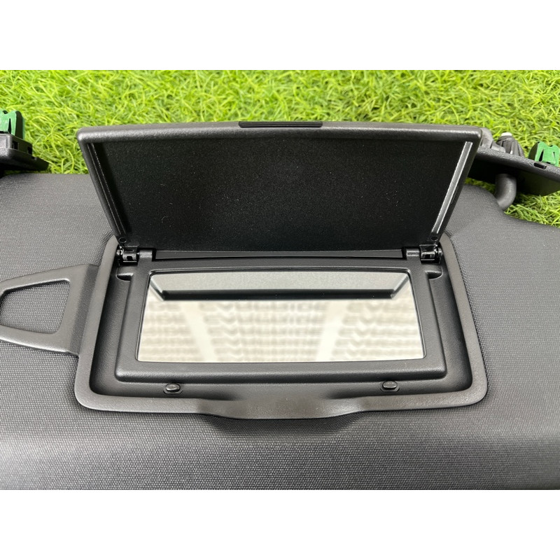 Козырек солнцезащитный (салон) Mercedes-Benz EQB 350 X243 2022 A17781062009H43