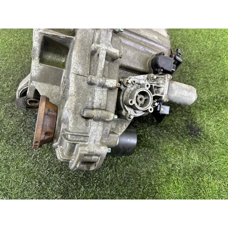 Раздаточная коробка (трансмиссия) LAND ROVER Range Rover L405 2016 5.0 LR052611