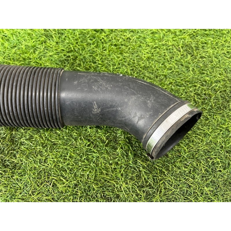 Патрубок повітряного фільтра (подача палива) Opel SIGNUM 1 2006 2.2 YH 09231937