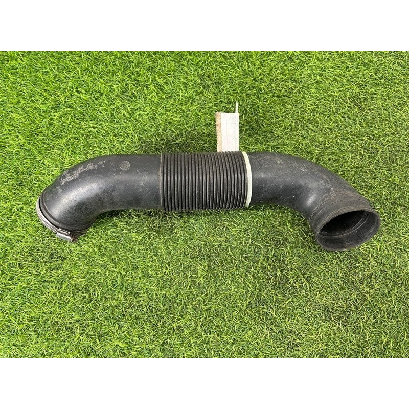 Патрубок повітряного фільтра (подача палива) Opel SIGNUM 1 2006 2.2 YH 09231937