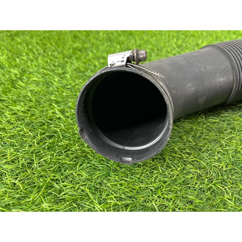 Патрубок повітряного фільтра (подача палива) Opel SIGNUM 1 2006 2.2 YH 09231937