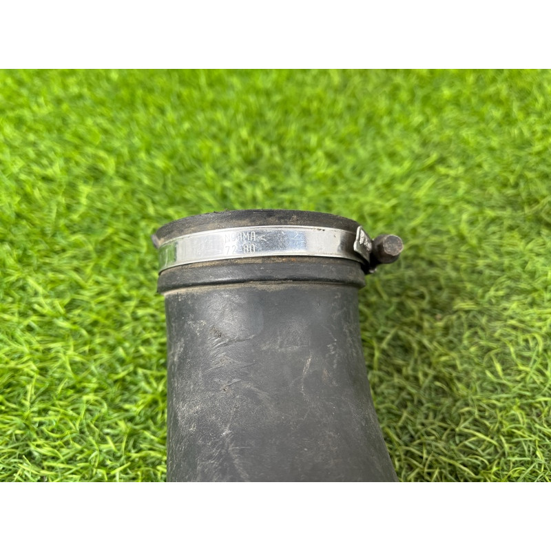 Патрубок повітряного фільтра (подача палива) Opel SIGNUM 1 2006 2.2 YH 09231937