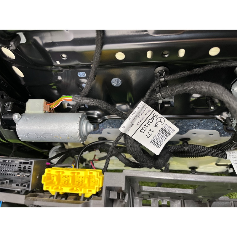 Передние сидения (салон) Mercedes-Benz EQB 350 X243 2022 A17791084019D88