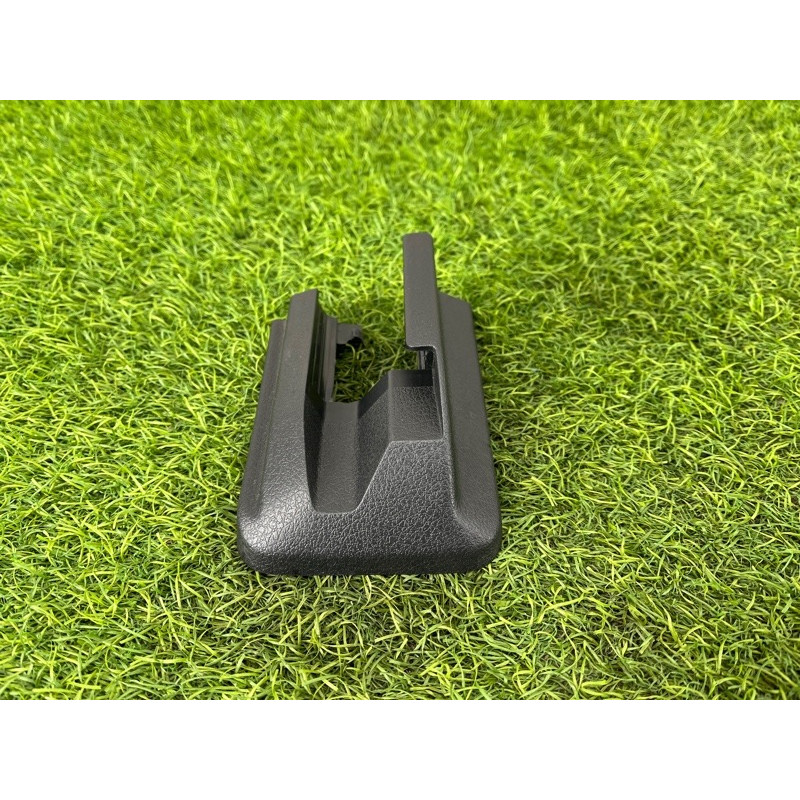 Заглушка сидіння (салон) Mercedes-Benz EQB 350 X243 2022 A24391900009051