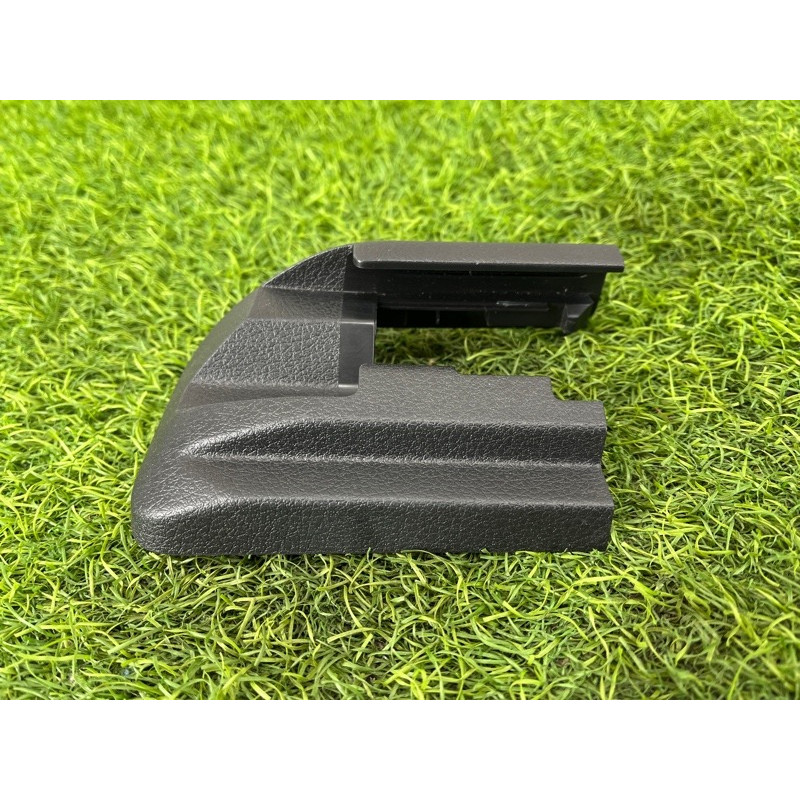 Заглушка сидіння (салон) Mercedes-Benz EQB 350 X243 2022 A24391901009051