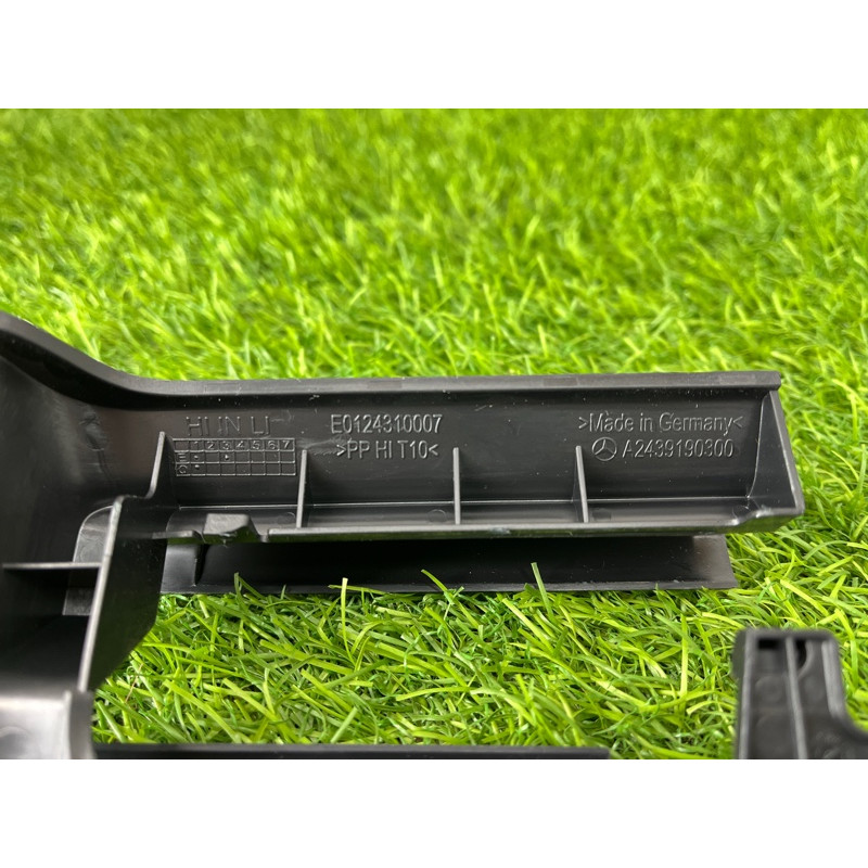 Заглушка сидения (салон) Mercedes-Benz EQB 350 X243 2022 A24391903009051