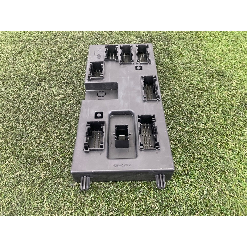 Модуль BCM (электрика / блоки управления) LAND ROVER Range Rover L405 2016 5.0 LR079621