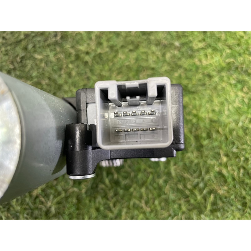 Мотор люка (электрика) LAND ROVER Range Rover L405 2016 5.0 LR038280