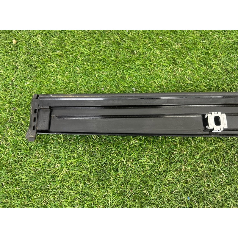 Молдинг крыши (кузов и элементы) LAND ROVER Range Rover L405 2016 5.0 LR038350