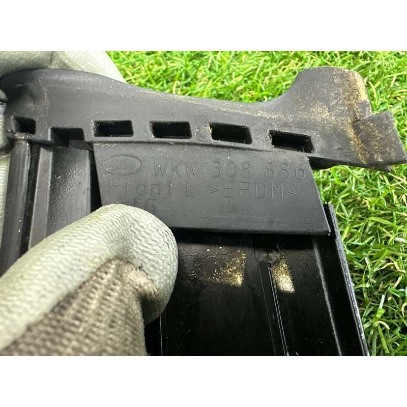 Молдинг крыши (кузов и элементы) LAND ROVER Range Rover L405 2016 5.0 LR038350