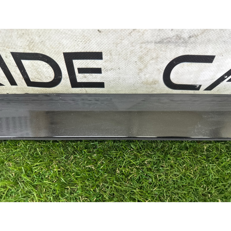 Молдинг крыши (кузов и элементы) LAND ROVER RANGE ROVER Sport L494 2016 3.0 Diesel LR072889