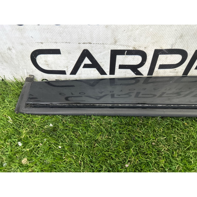 Молдинг крыши (кузов и элементы) LAND ROVER RANGE ROVER Sport L494 2016 3.0 Diesel LR038350