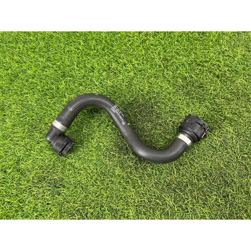 Патрубок (система охлаждения) Mercedes-Benz EQB 350 X243 2022 A2435002800