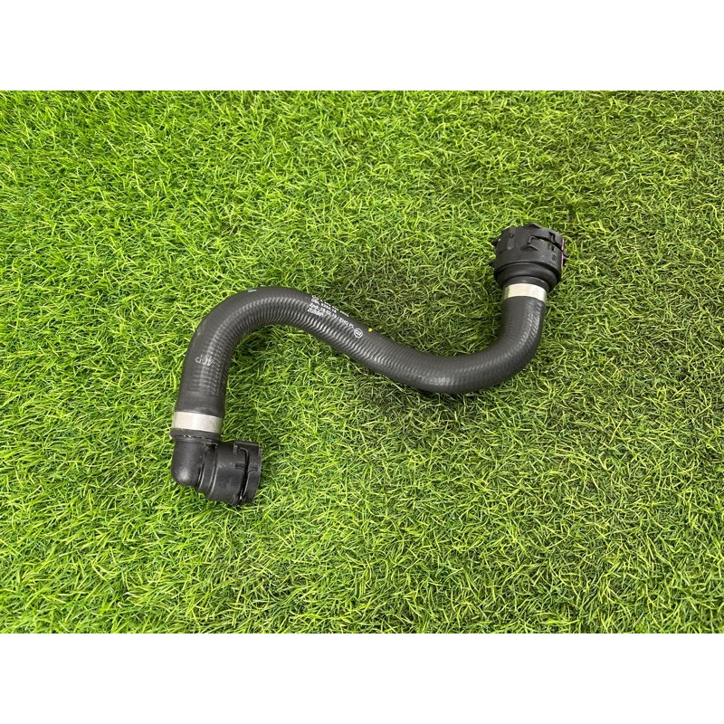 Патрубок (система охлаждения) Mercedes-Benz EQB 350 X243 2022 A2435002800