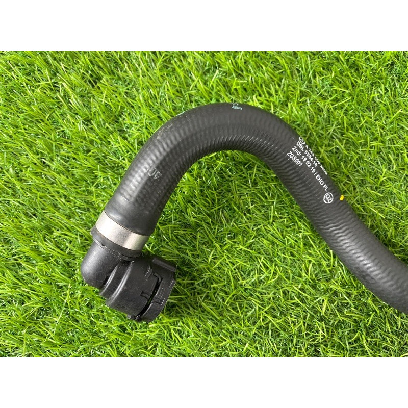 Патрубок (система охлаждения) Mercedes-Benz EQB 350 X243 2022 A2435002800